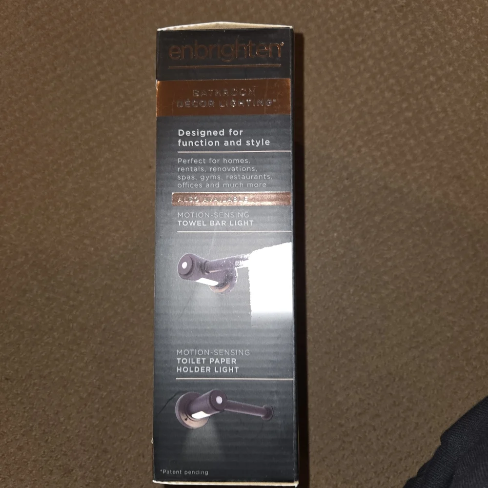 Enbrighten Matte Black Motion-Sensing Towel Ring Light